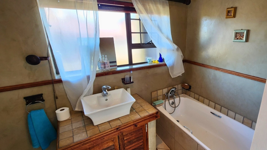 4 Bedroom Property for Sale in Dana Bay Western Cape